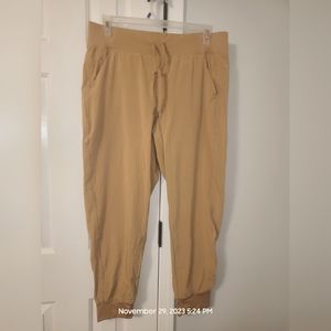 All In Motion Women Lightweight Flex Fabric Pants
